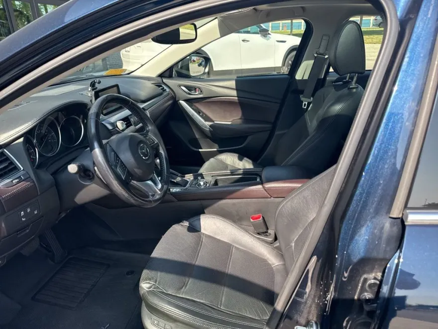 2016 Mazda Mazda6 Grand Touring photo 1