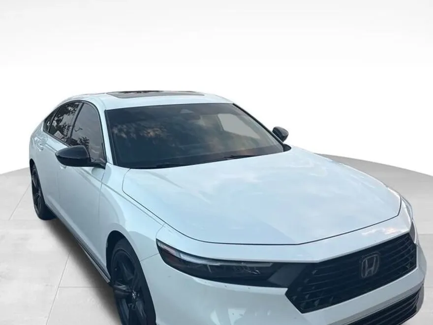 2024 Honda Accord Hybrid Sport-L photo 1