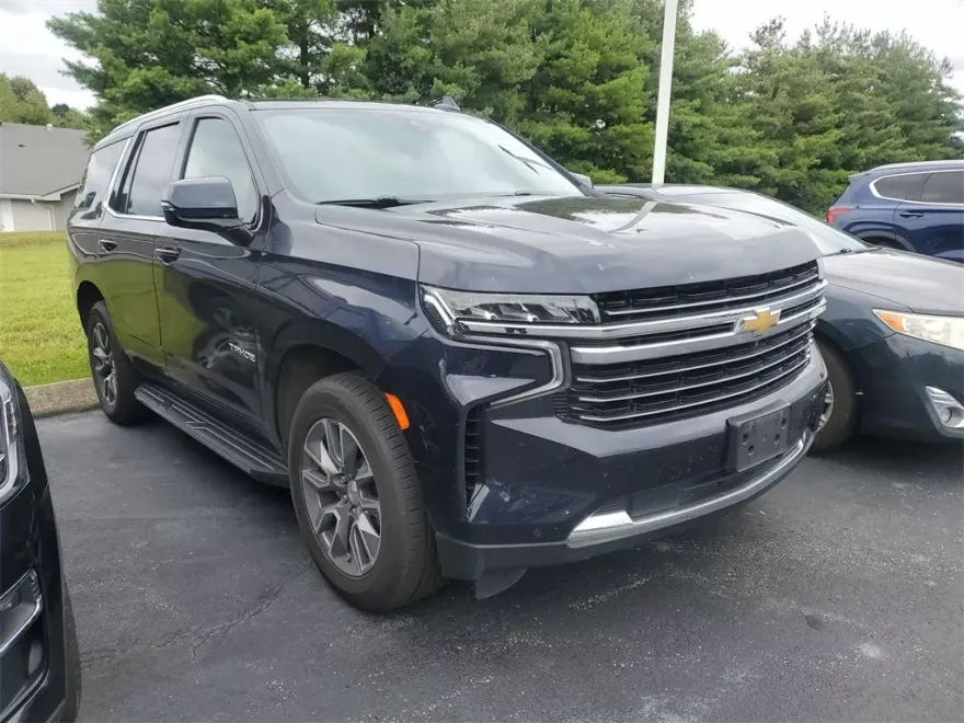 2023 Chevrolet Tahoe LT photo 1