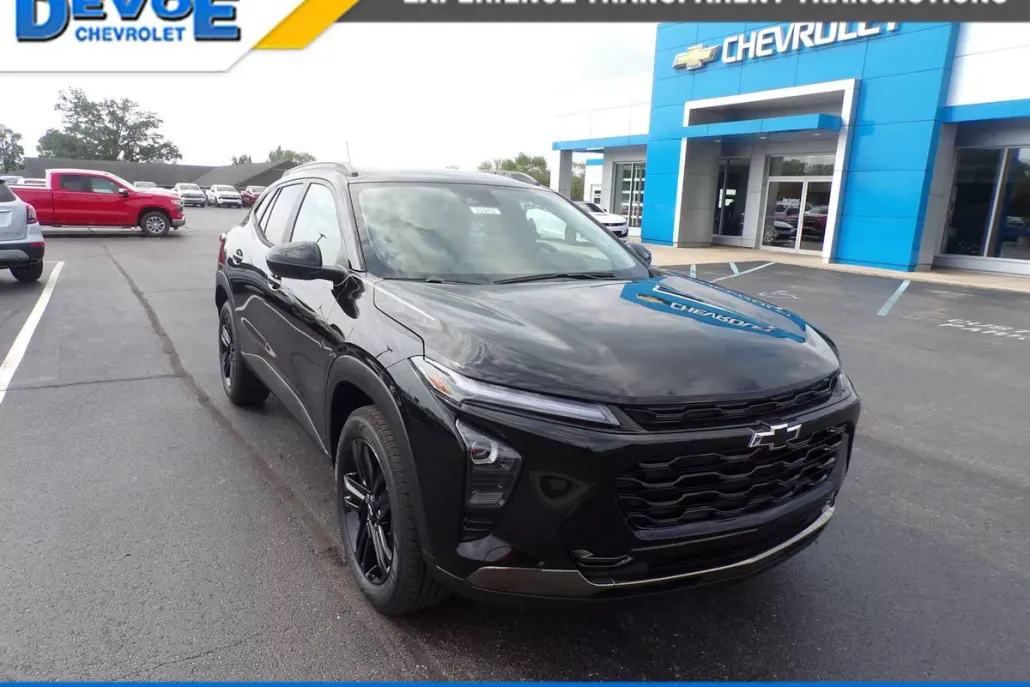 2025 Chevrolet Trax ACTIV photo 1