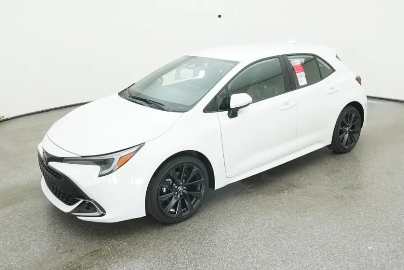 2025 Toyota Corolla XSE photo 1