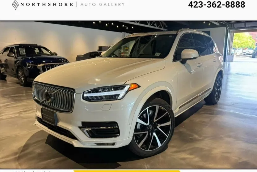 2023 Volvo XC90 AWD Plus photo 1