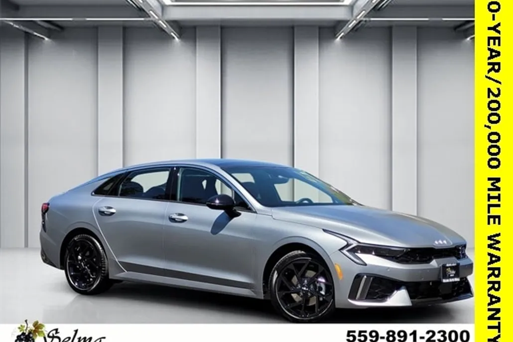 2026 Kia K5 GT-Line photo 1