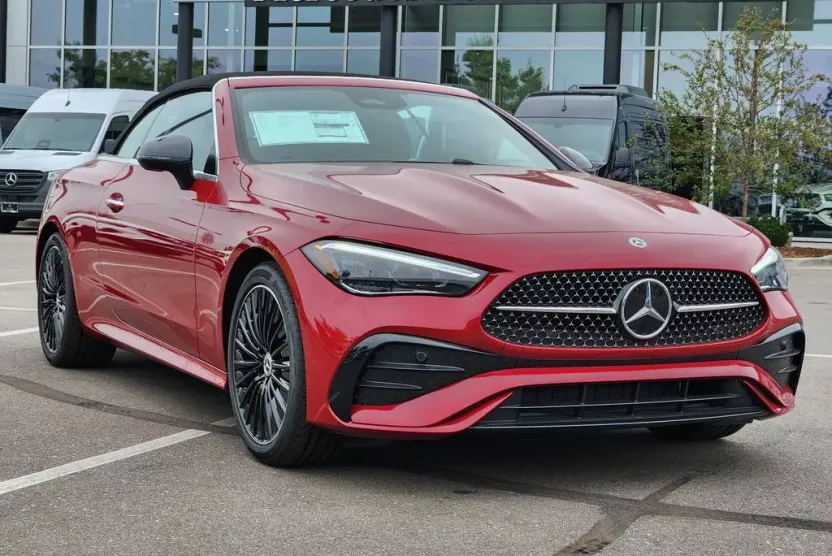 2026 Mercedes Benz CLE 300 4MATIC photo 1