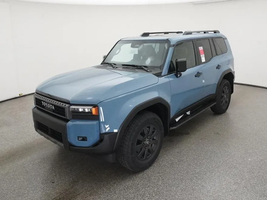 2025 Toyota Land Cruiser photo 1