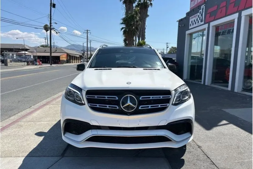 2017 Mercedes Benz GLS AMG 63 photo 1