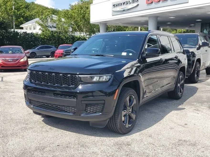 2025 Jeep Grand Cherokee Altitude X photo 1
