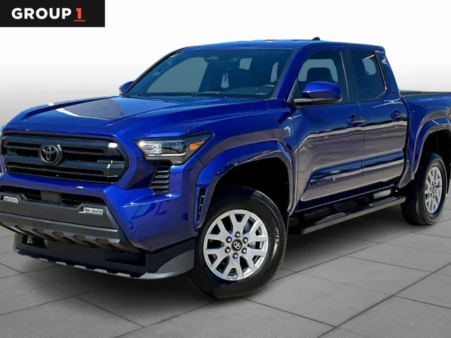 2024 Toyota Tacoma SR5 photo 1