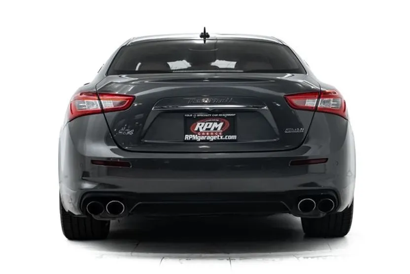 2018 Maserati Ghibli photo 1