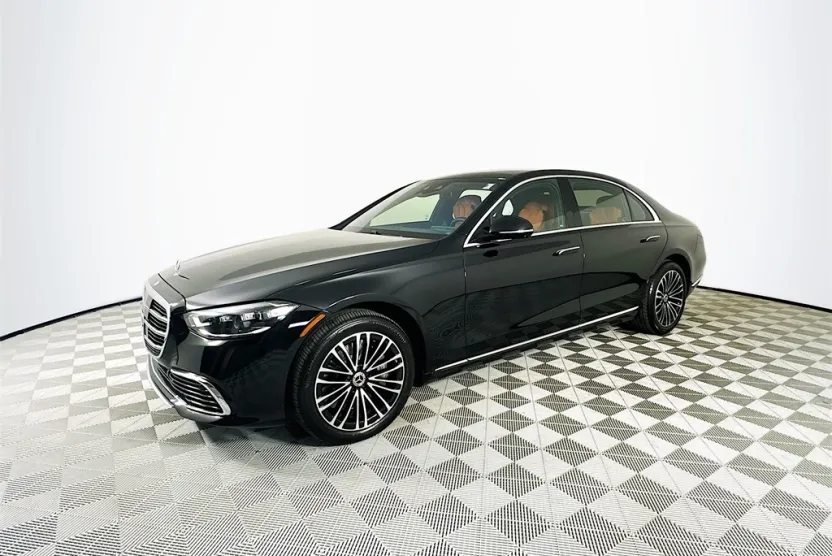 2024 Mercedes Benz S 580 4MATIC photo 1