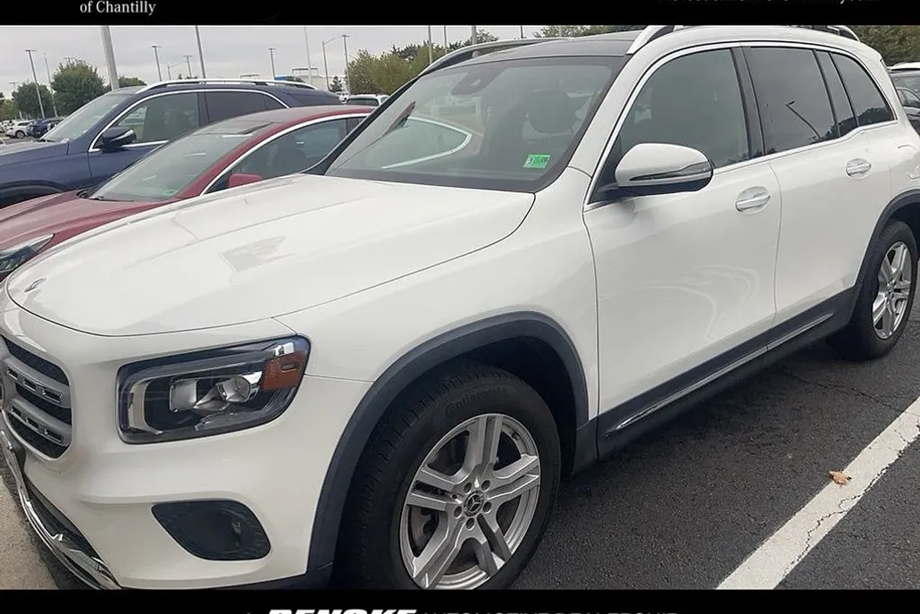 2022 Mercedes Benz GLB 250 4MATIC photo 1