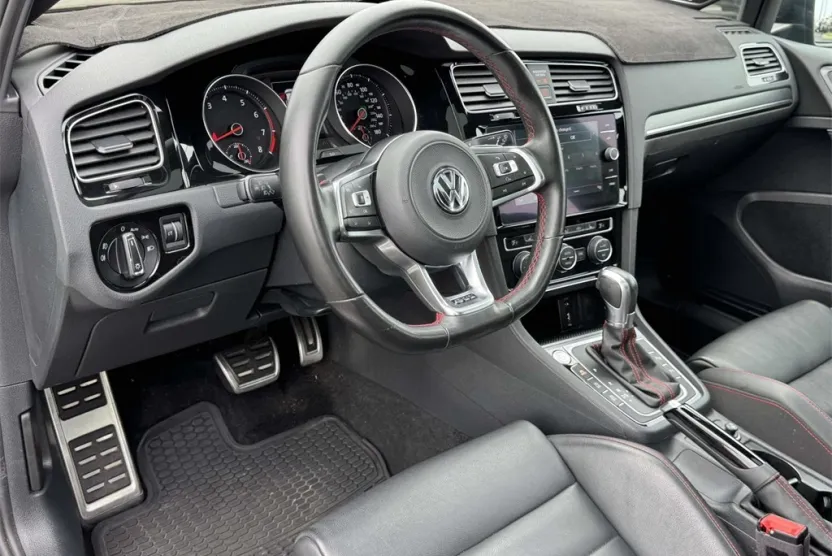 2018 Volkswagen Golf GTI Autobahn photo 1