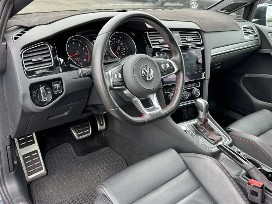 2018 Volkswagen Golf GTI Autobahn photo 1
