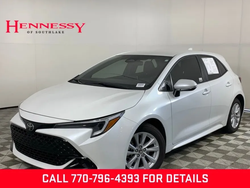 2023 Toyota Corolla SE photo 1