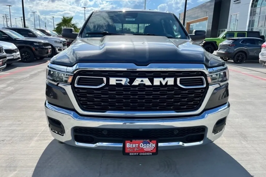 2025 Ram 1500 Tradesman photo 1