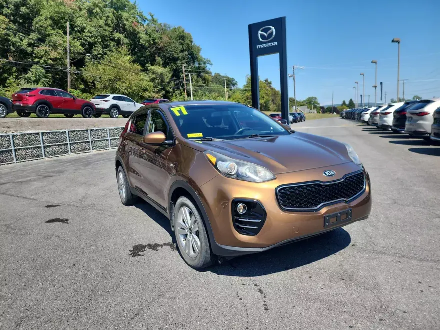 2017 Kia Sportage LX photo 1