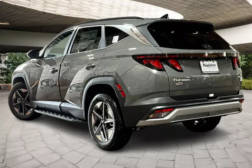 2026 Hyundai Tucson SEL photo 1