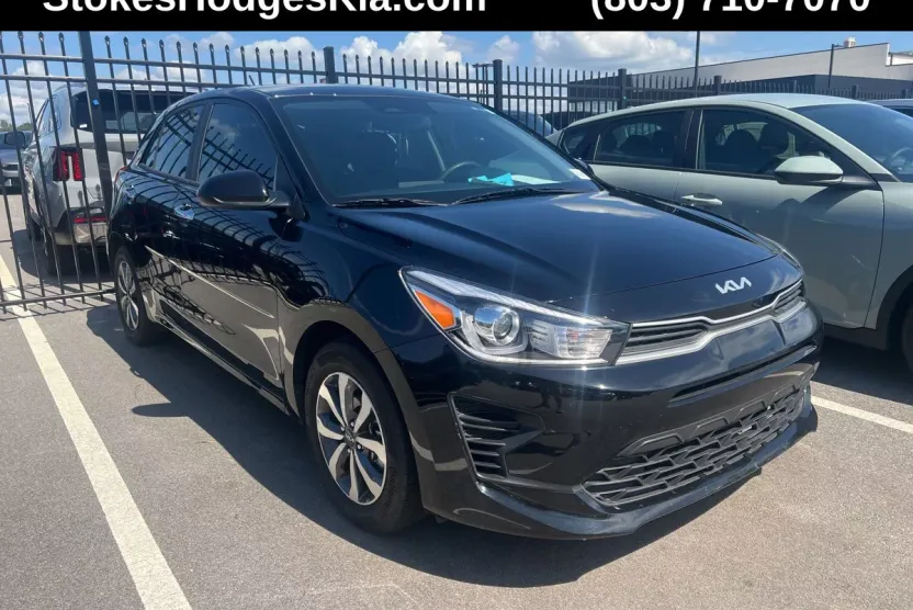 2023 Kia Rio S photo 1