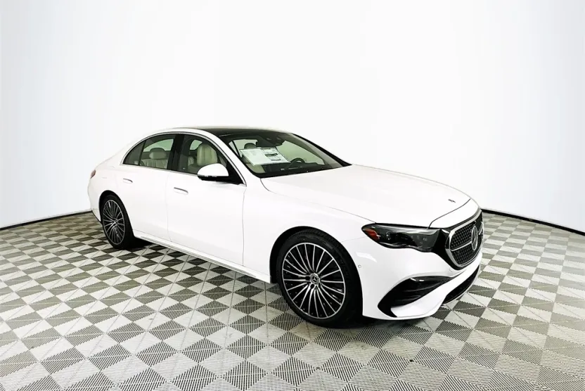 2026 Mercedes Benz E 350 4MATIC photo 1