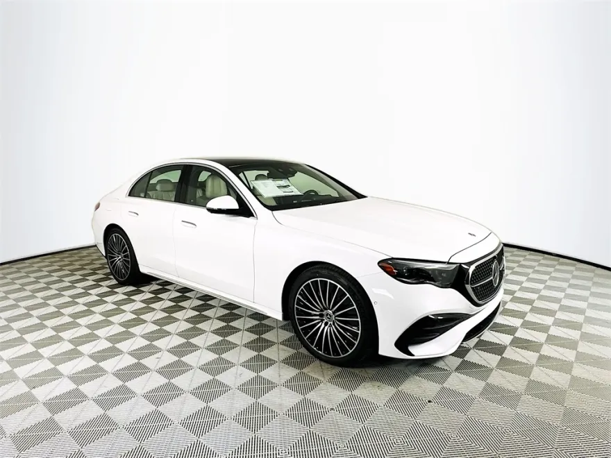 2026 Mercedes Benz E 350 4MATIC photo 1