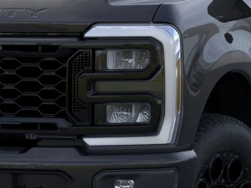2026 Ford F-350 Lariat photo 1