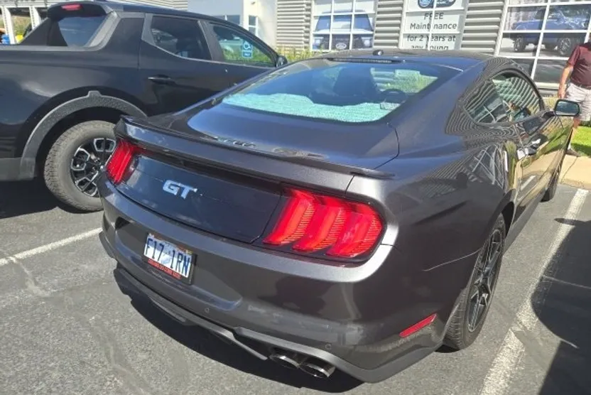 2019 Ford Mustang GT Premium photo 1
