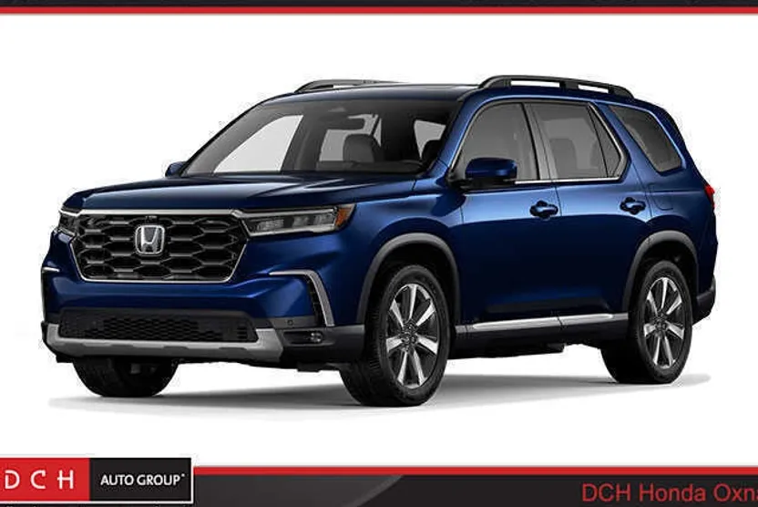 2025 Honda Pilot Touring photo 1