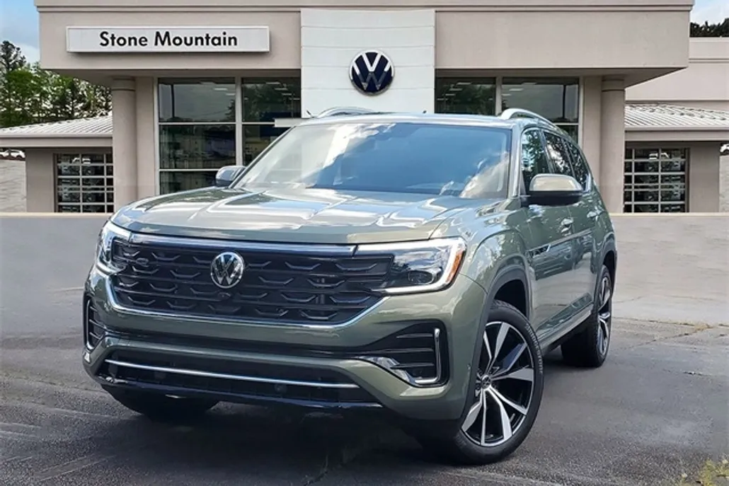 2026 Volkswagen Atlas SEL Premium R-Line photo 1
