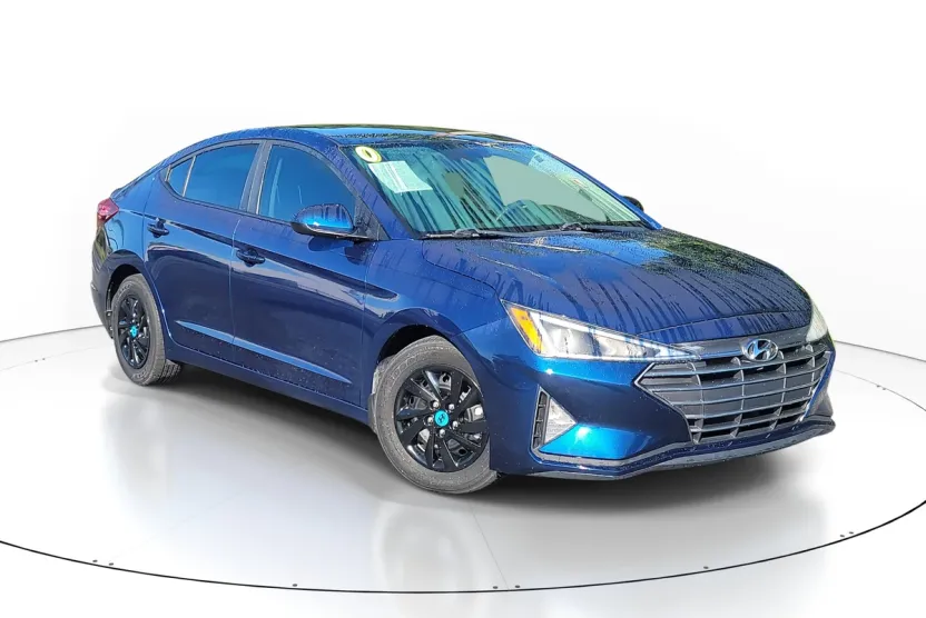 2020 Hyundai Elantra SE photo 1