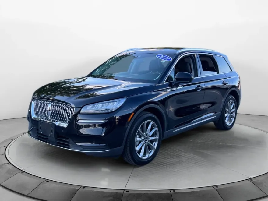 2022 Lincoln Corsair Standard photo 1