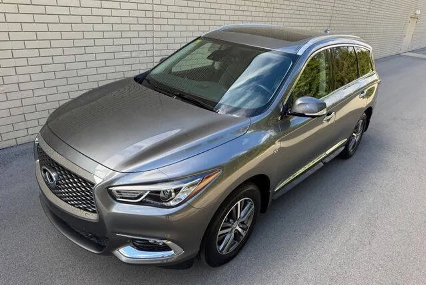 2020 Infiniti QX60 Luxe photo 1
