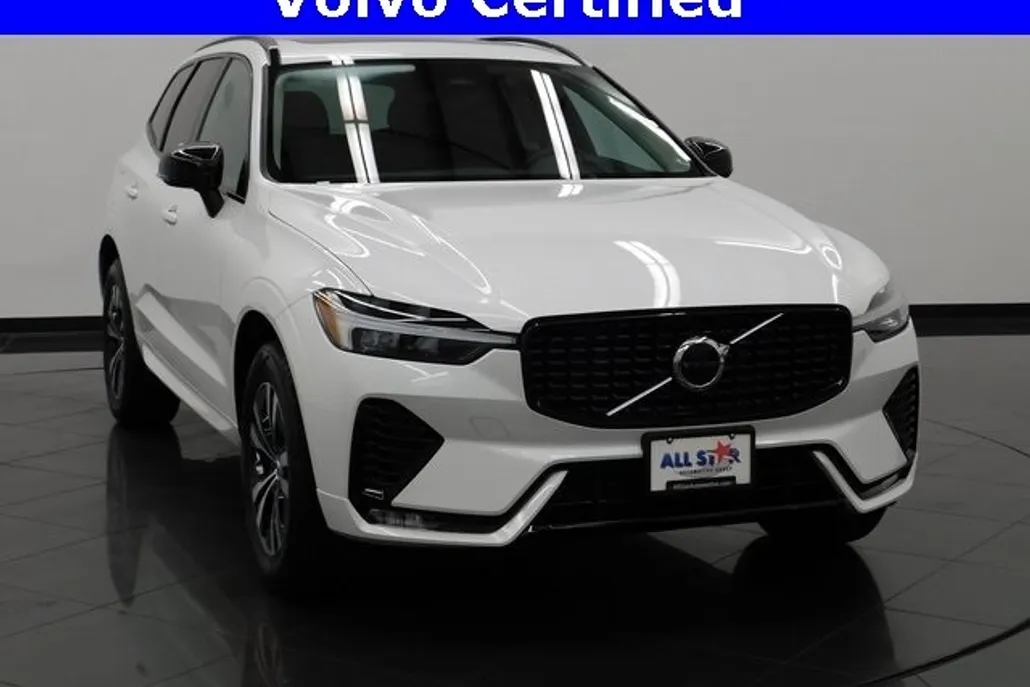 2025 Volvo XC60 B5 Core photo 1