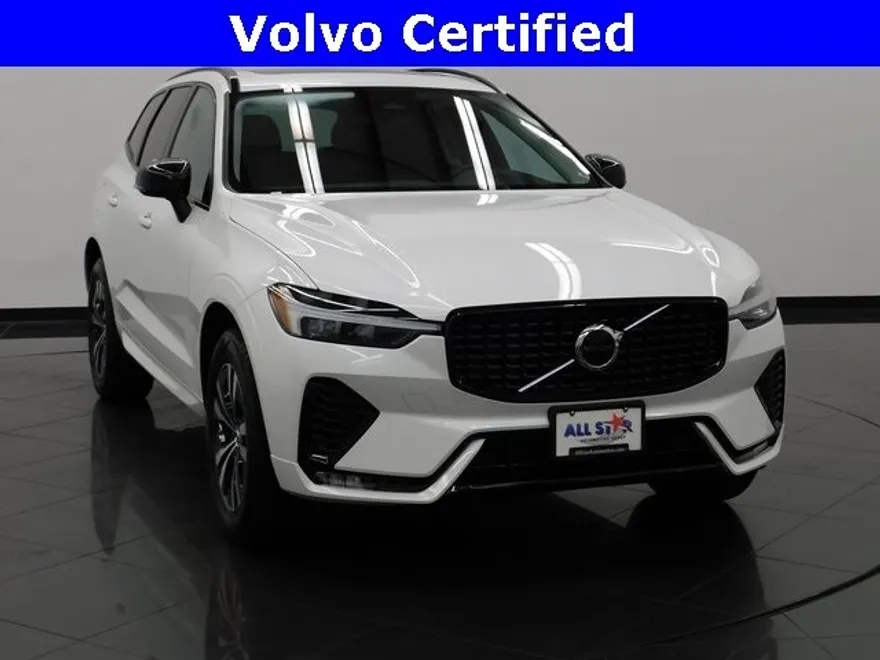 2025 Volvo XC60 B5 Core photo 1