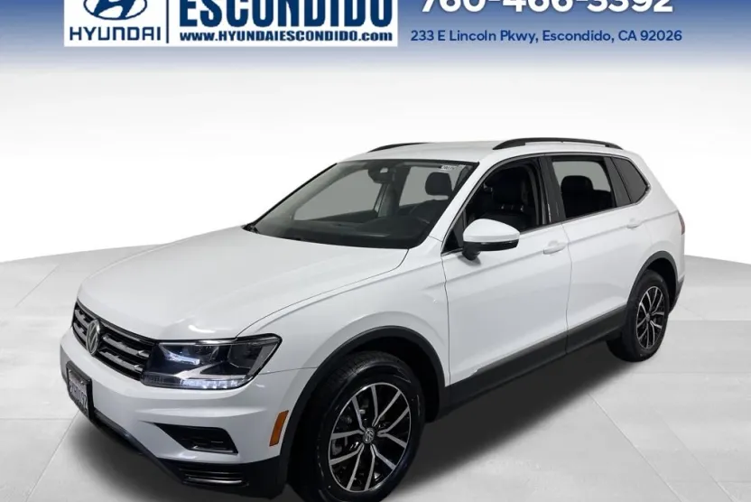 2021 Volkswagen Tiguan SE photo 1