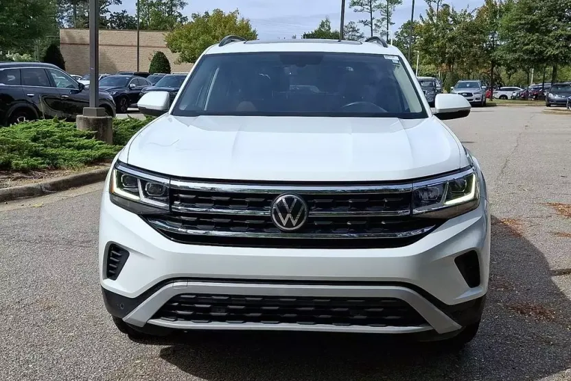 2022 Volkswagen Atlas SE Technology photo 1
