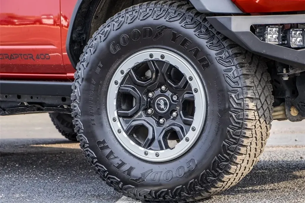 2023 Ford Bronco Badlands Raptor photo 1