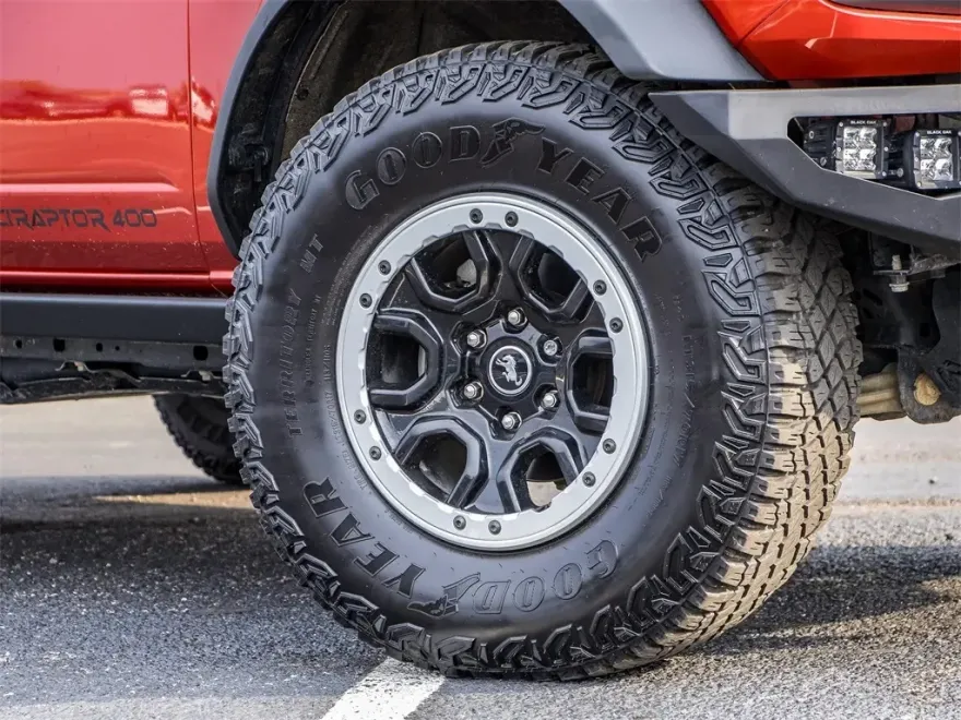2023 Ford Bronco Badlands Raptor photo 1
