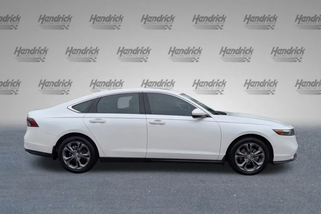 2023 Honda Accord EX photo 1
