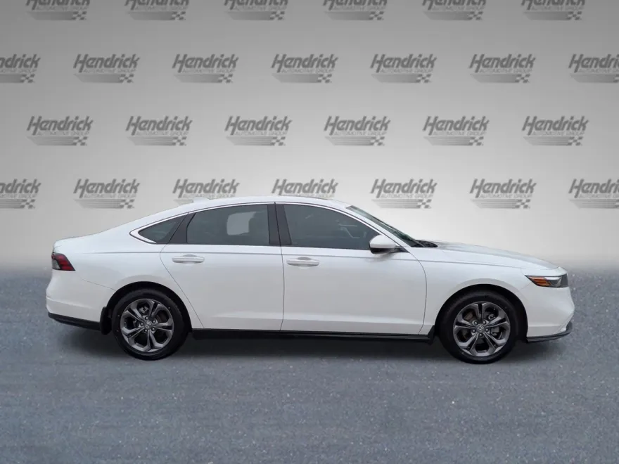 2023 Honda Accord EX photo 1