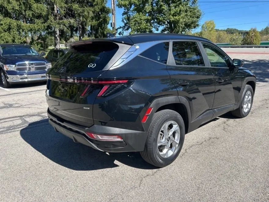 2022 Hyundai Tucson SEL photo 1