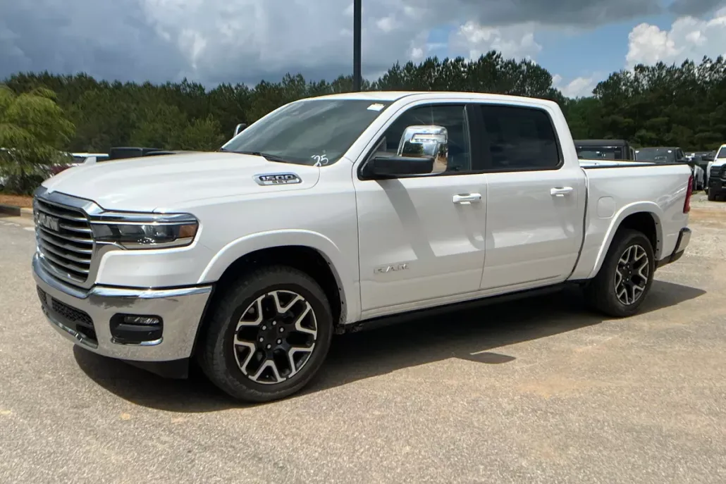 2025 Ram 1500 Laramie photo 1