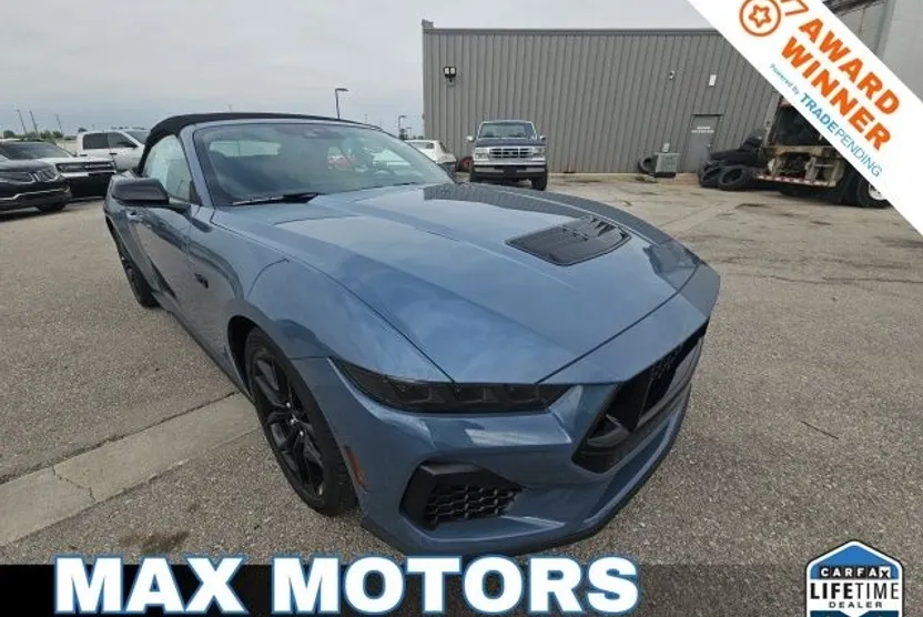 2025 Ford Mustang GT Premium Convertible photo 1
