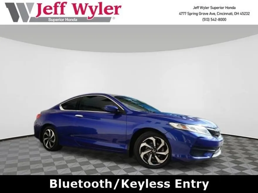 2017 Honda Accord photo 1