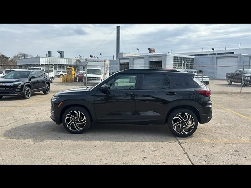 2025 Chevrolet Trailblazer RS photo 1