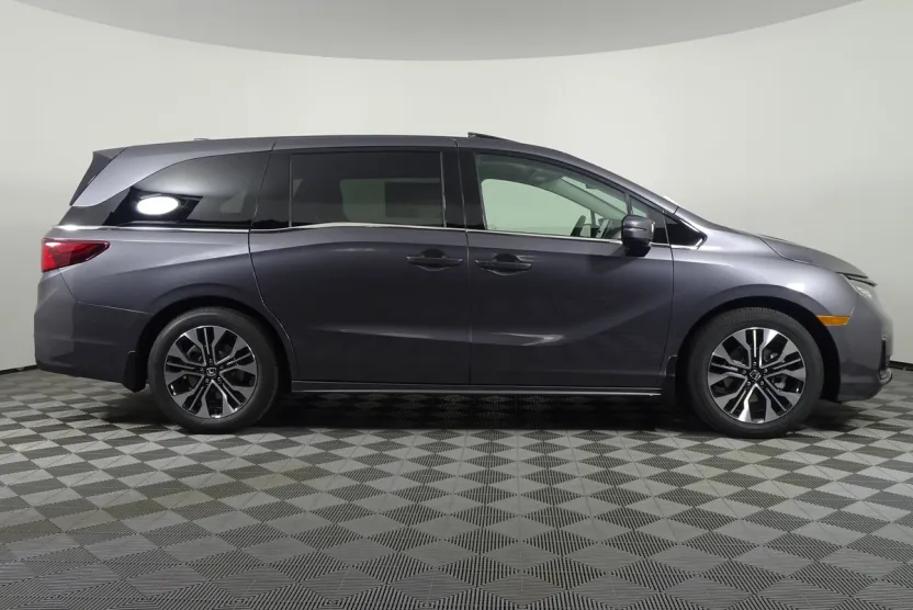 2026 Honda Odyssey Elite photo 1