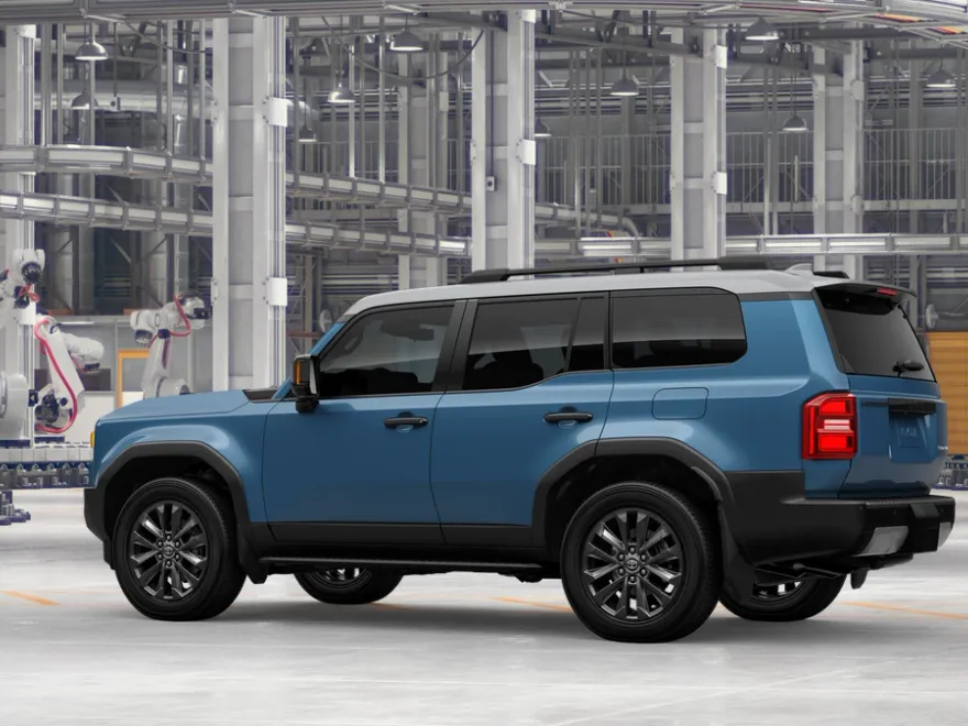2026 Toyota Land Cruiser photo 1