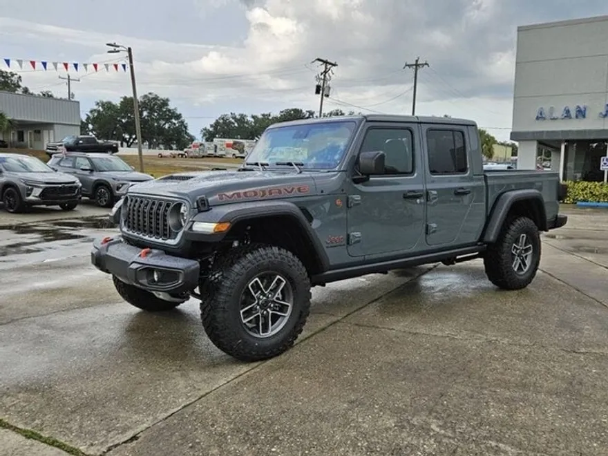 2025 Jeep Gladiator Mojave photo 1