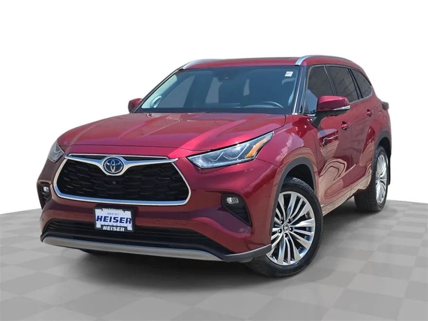 2024 Toyota Highlander Hybrid Platinum photo 1