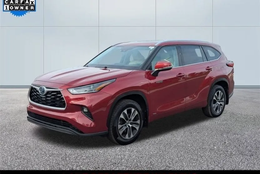 2021 Toyota Highlander Hybrid XLE photo 1