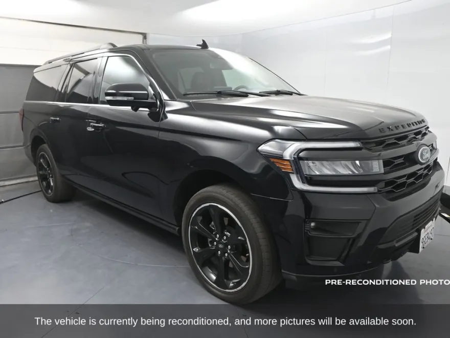 2023 Ford Expedition MAX Limited photo 1